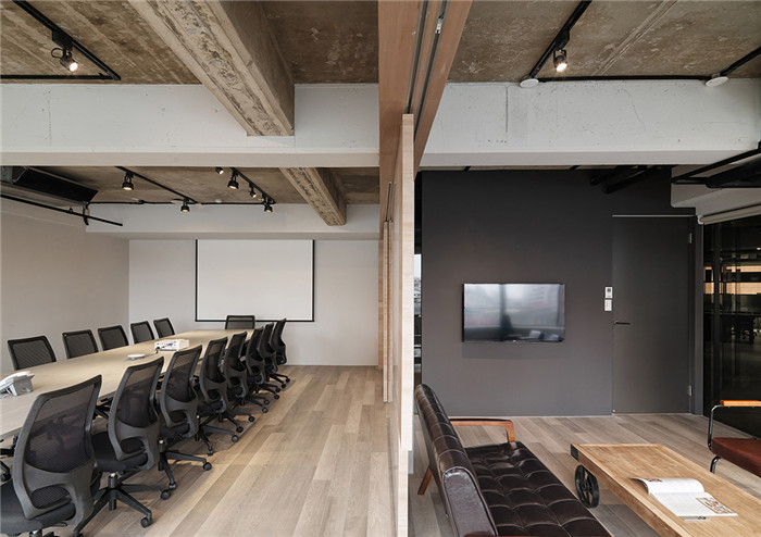 300平網(wǎng)絡(luò)營銷公司辦公室裝修設(shè)計(jì)圖 300平網(wǎng)絡(luò)營銷公司辦公室裝修設(shè)計(jì)圖