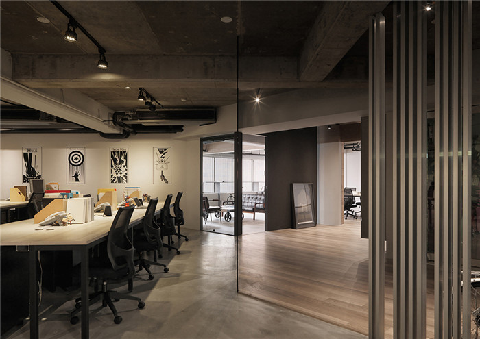 鄭州網(wǎng)絡(luò)營銷公司辦公室裝修實(shí)景圖 鄭州網(wǎng)絡(luò)營銷公司辦公室裝修實(shí)景圖