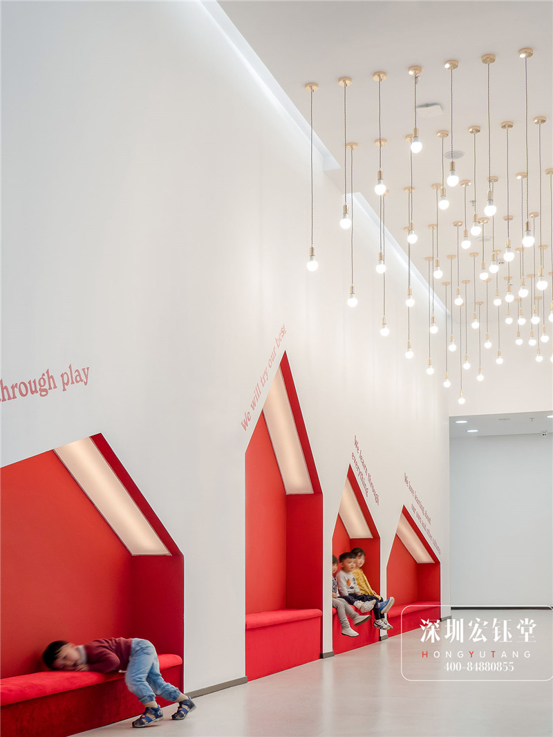 Windsor雙語幼兒園走廊裝修設計實景圖