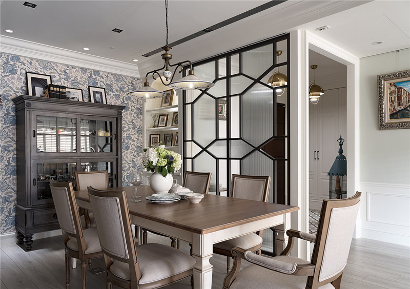 鄭州宏鈺堂專業(yè)別墅裝修公司-180平美式別墅大宅裝修實(shí)景圖