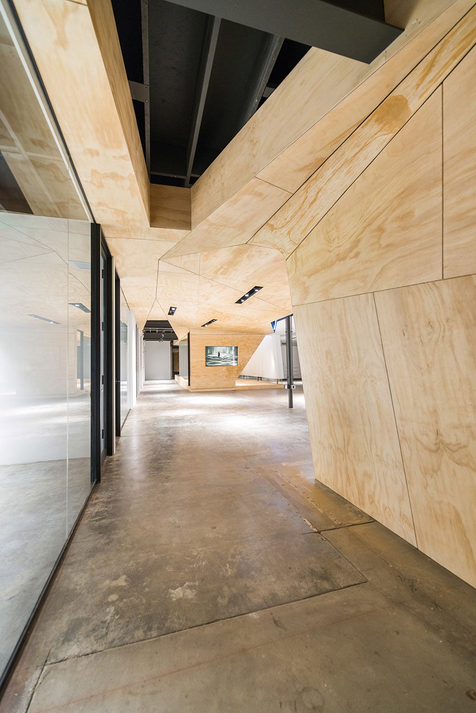 鄭州辦公室過道裝修效果圖