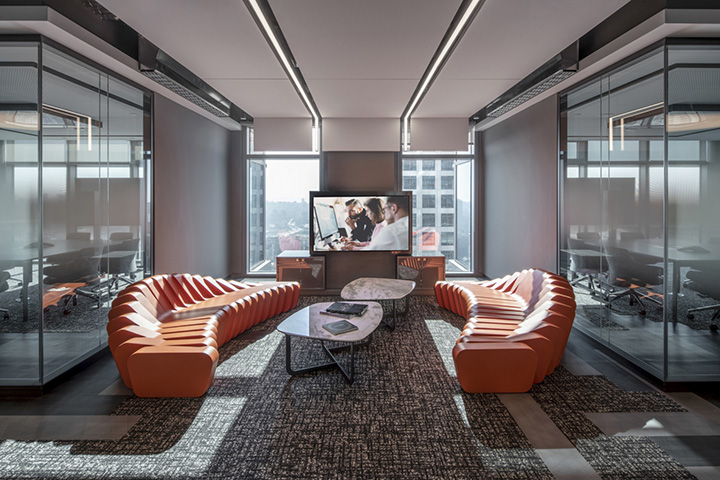 年輕多元的國(guó)外大型軟件科技公司辦公室接待區(qū)裝修設(shè)計(jì)圖 年輕多元的國(guó)外大型軟件科技公司辦公室接待區(qū)裝修設(shè)計(jì)圖