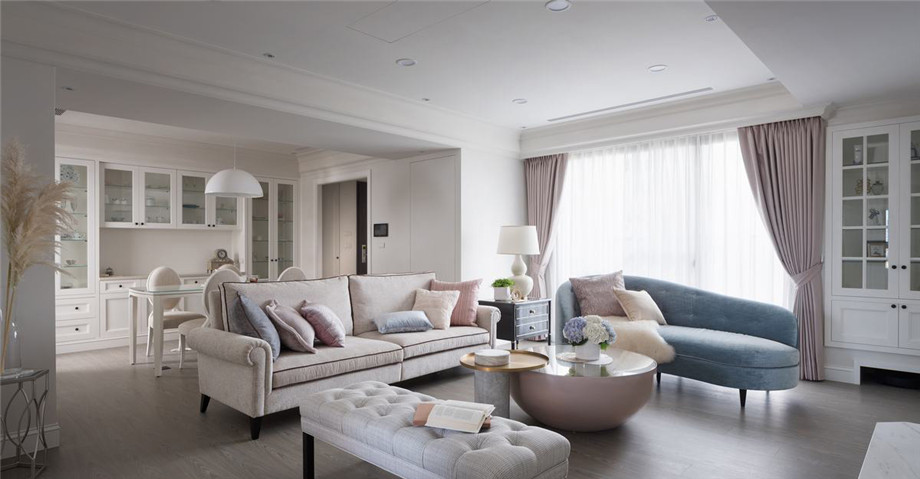 鄭州美式優(yōu)雅大平層客廳裝修設(shè)計(jì)實(shí)景圖 鄭州美式優(yōu)雅大平層客廳裝修設(shè)計(jì)實(shí)景圖