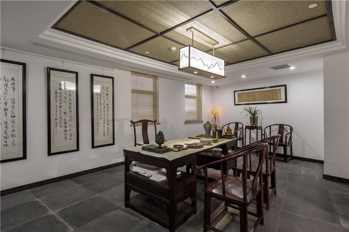 擇守書(shū)院新中式國(guó)學(xué)教育培訓(xùn)機(jī)構(gòu)裝修設(shè)計(jì)實(shí)景圖 擇守書(shū)院新中式國(guó)學(xué)教育培訓(xùn)機(jī)構(gòu)裝修設(shè)計(jì)實(shí)景圖