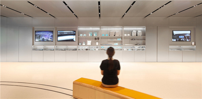 鄭州展廳裝修公司分享蔚來汽車用戶體驗中心裝修設計方案 鄭州展廳裝修公司分享蔚來汽車用戶體驗中心裝修設計方案