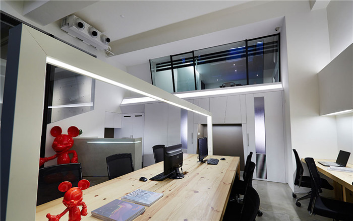 100平LOFT極簡風辦公室裝修改造辦公區設計案例 100平LOFT極簡風辦公室裝修改造辦公區設計案例